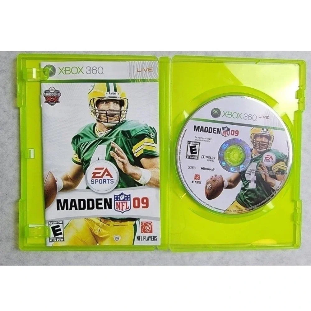 Madden NFL 09 Xbox 360 EA Sports Football Game Brett Favre Cover